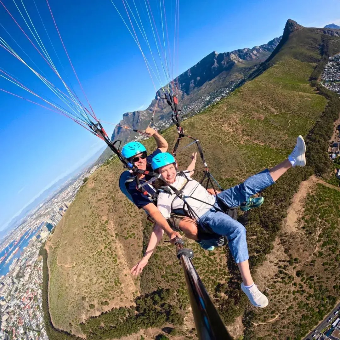 Tandem Paragliding at Signal Hill - capetowntandemparagliding