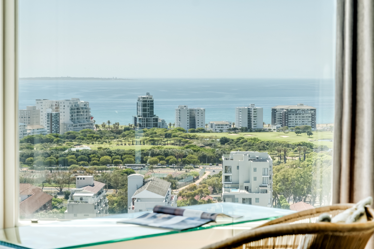 Ocean Vue in Green Point by Nox