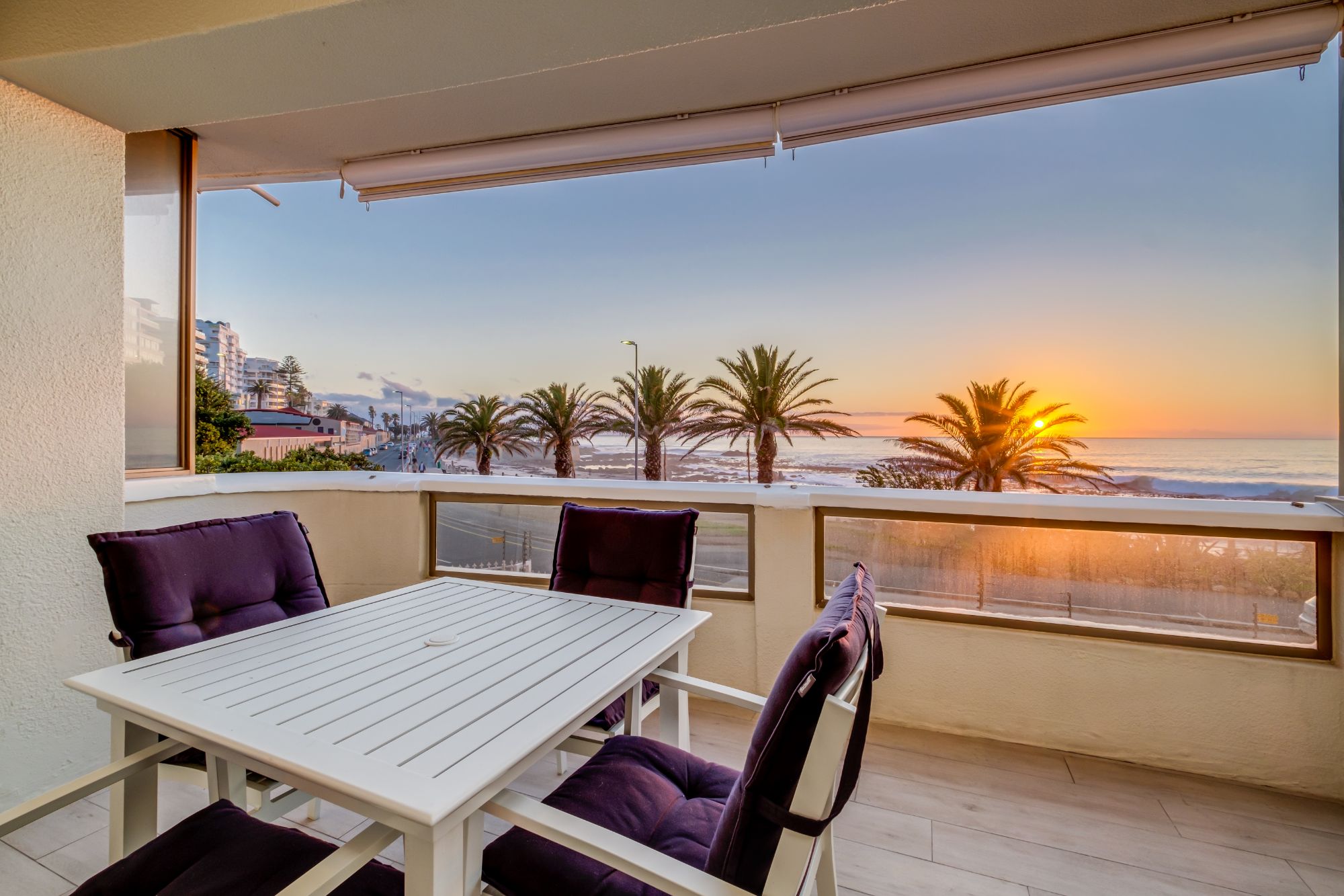 Sundowner Views in Sea Point - Nox Rentals